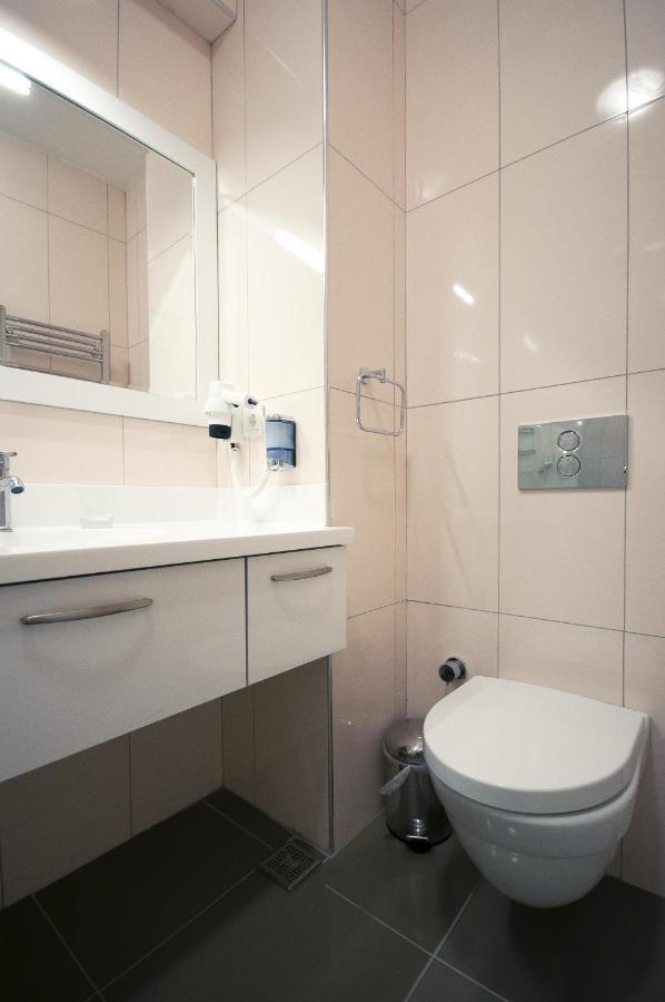 Cozy Suites อิสตันบูล ภายนอก รูปภาพ